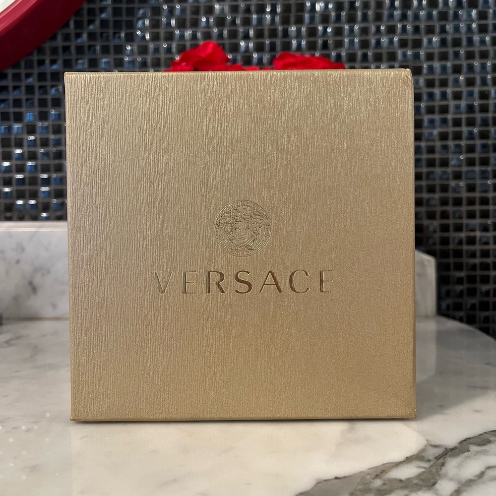 Versace Gold Gift Box - Picture 3 of 8